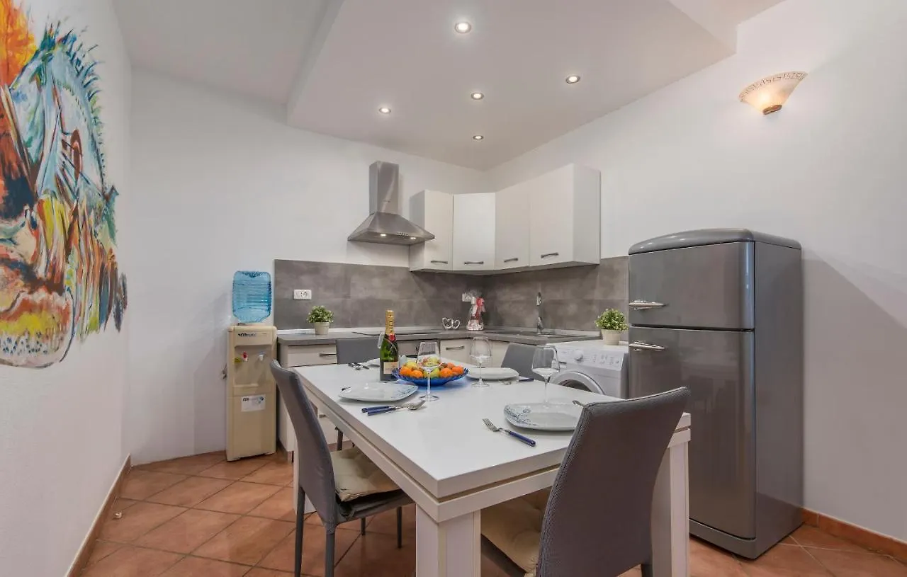 Apartment Narcisa With Terrace Umag